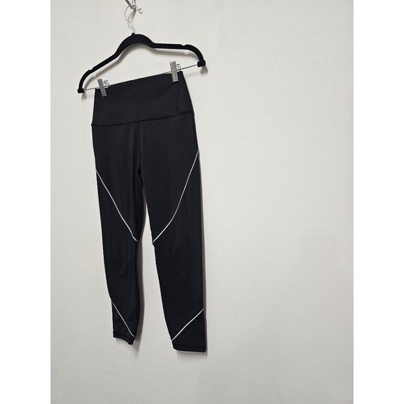 Old Navy Active Sculpt Revolution Black with striped Leggings size S - Picture 2 of 5